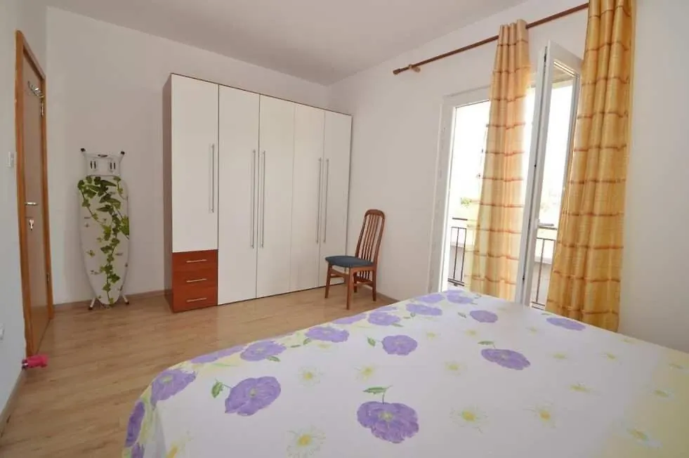 Villa Tina Biograd Na Moru 0*,